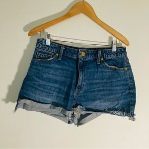 Universal thread size 10 cut off shorts